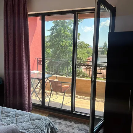 Apartment Flat, Glorious Views & Free Parking! Self Check-in, Super Place !