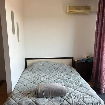 Flat, Glorious Views & Free Parking! Self Check-in, Super Place ! *